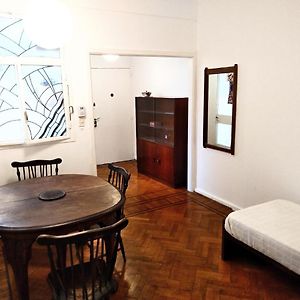 Apartamento todo entero
